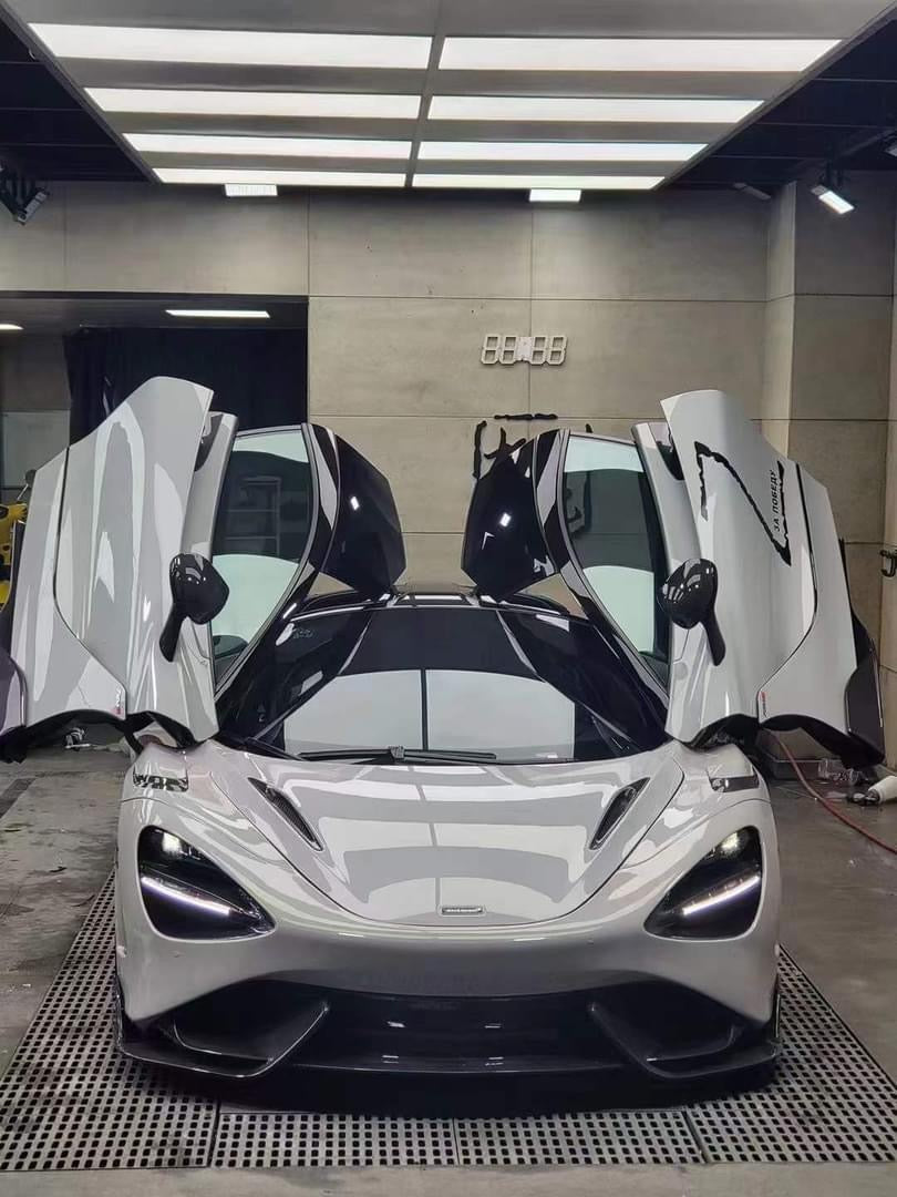 765LT Conversion Full Body Kit - Mclaren 720s