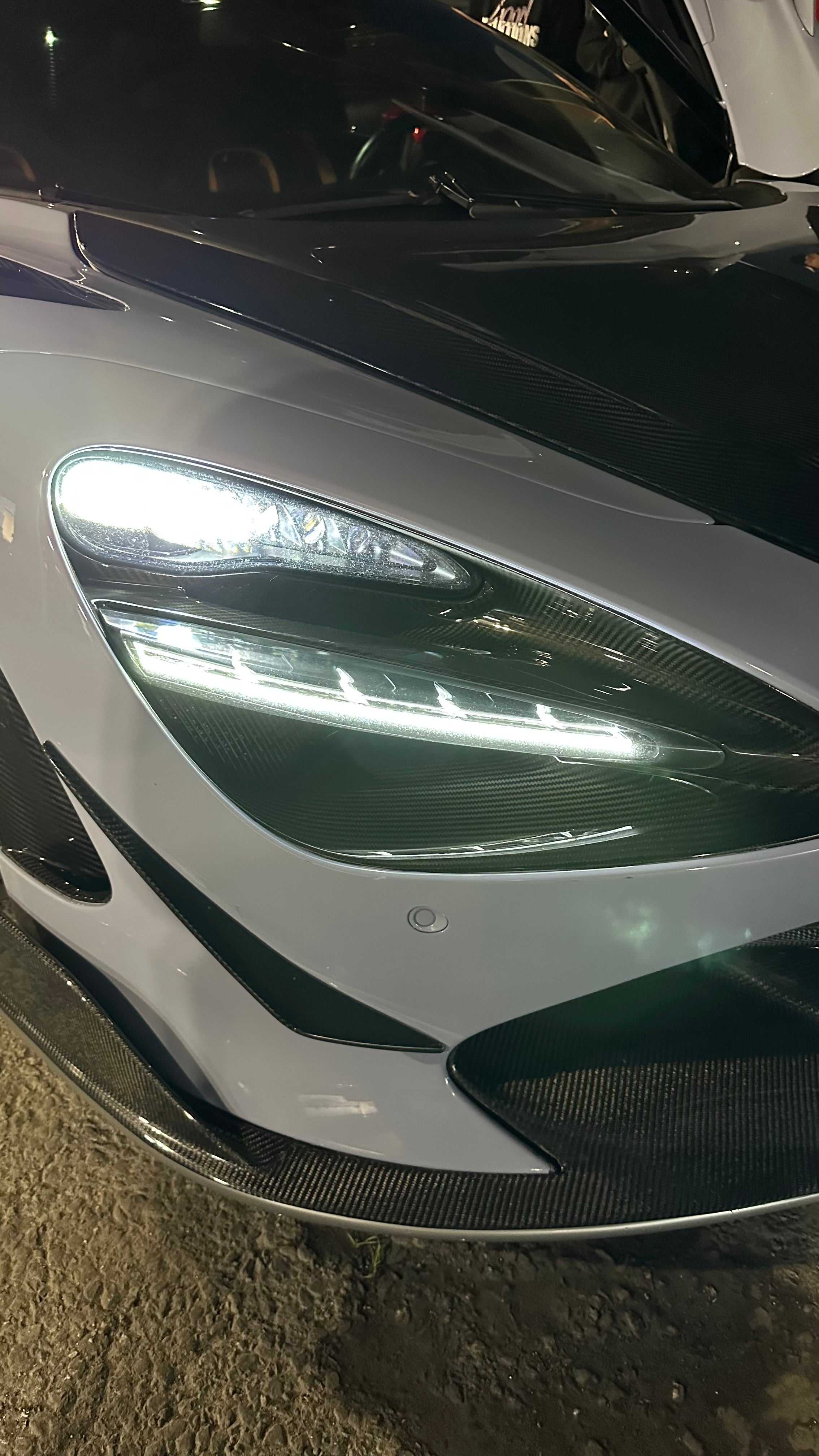 Carbon fiber Headlight Trim Replacement - McLaren 720s