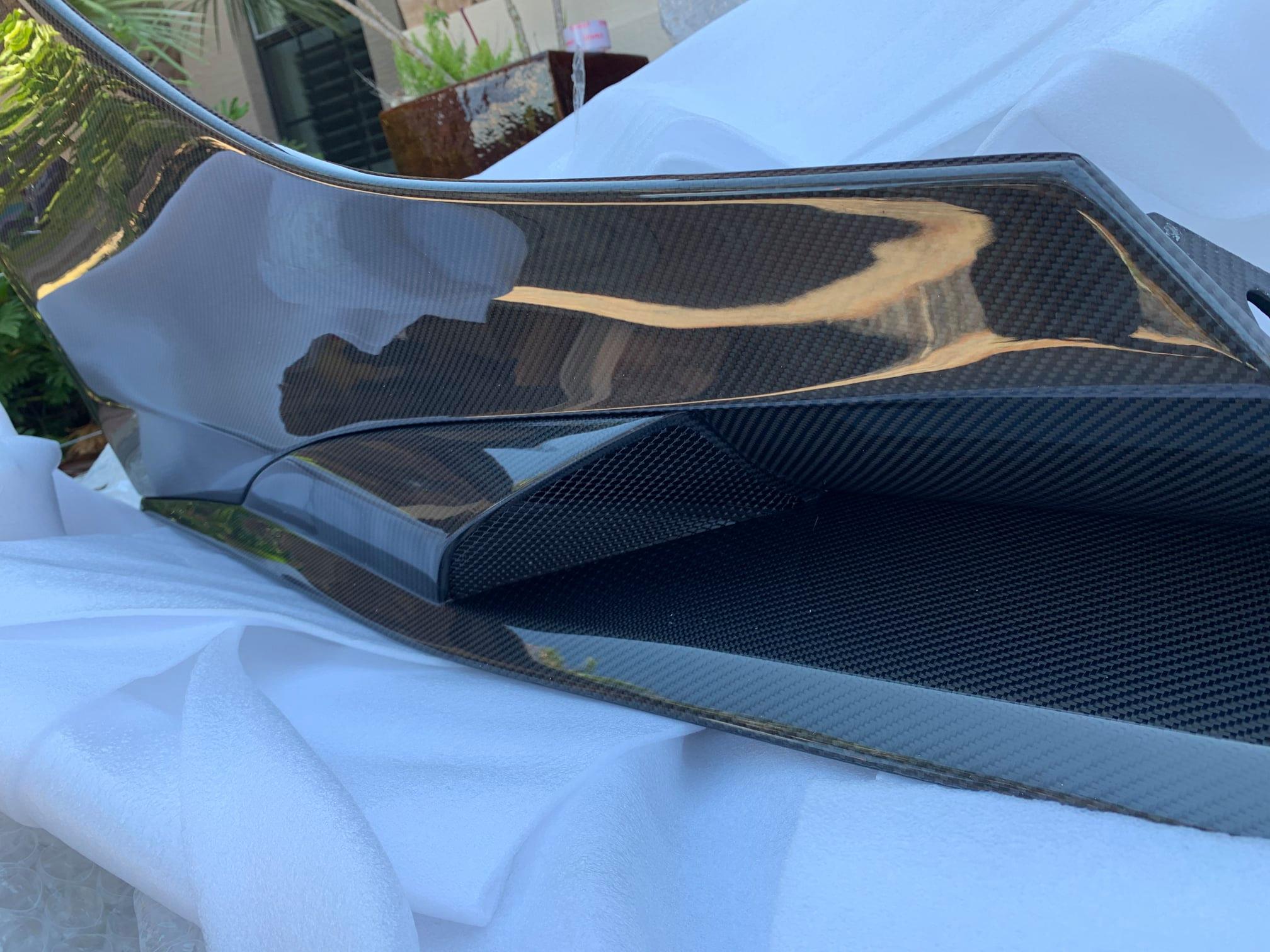 675LT Style Carbon Fiber Side Skirts - McLaren 650s/MP4-12C