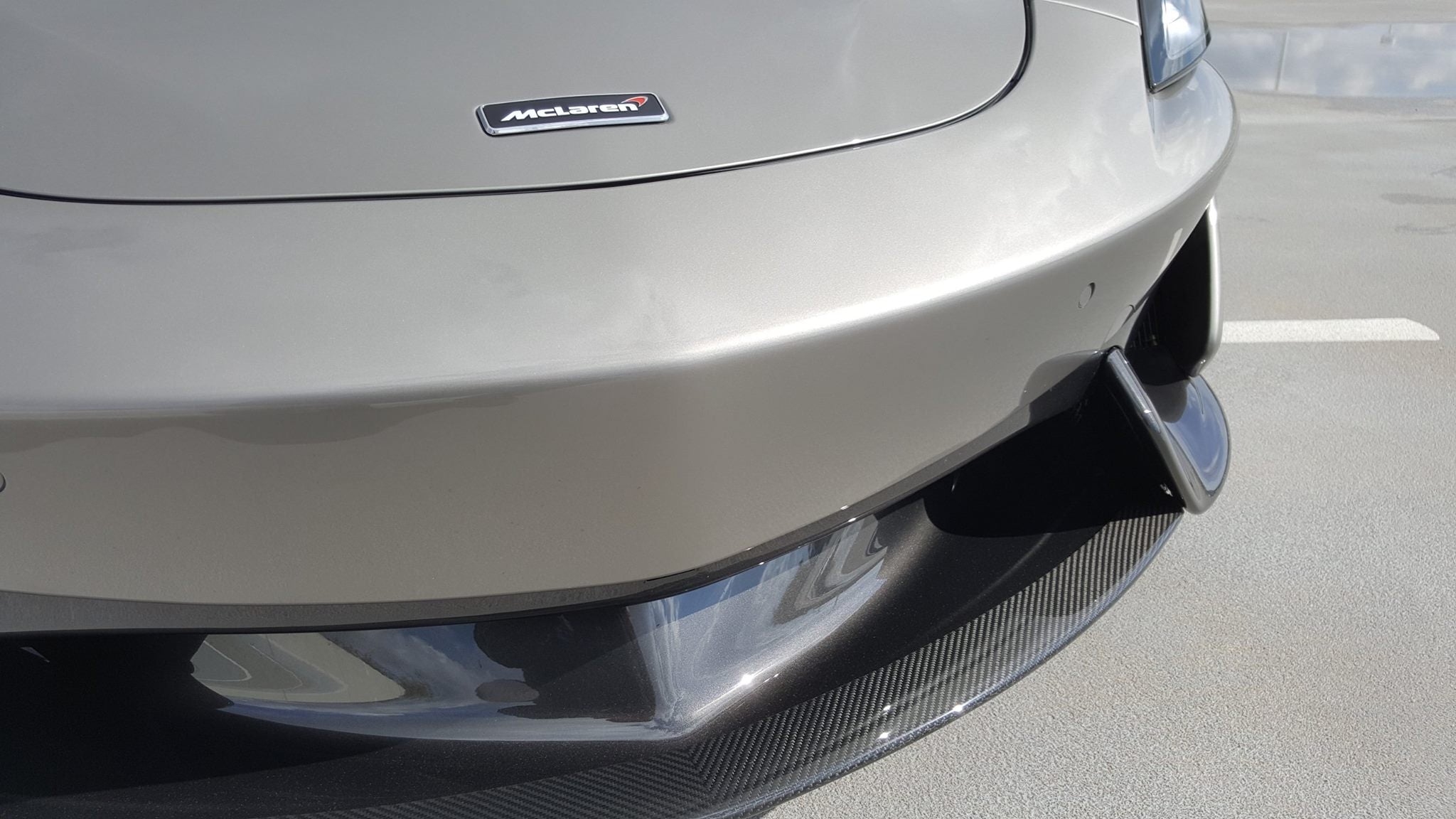 Novit Style Carbon Fiber Front Lip - Mclaren 570S