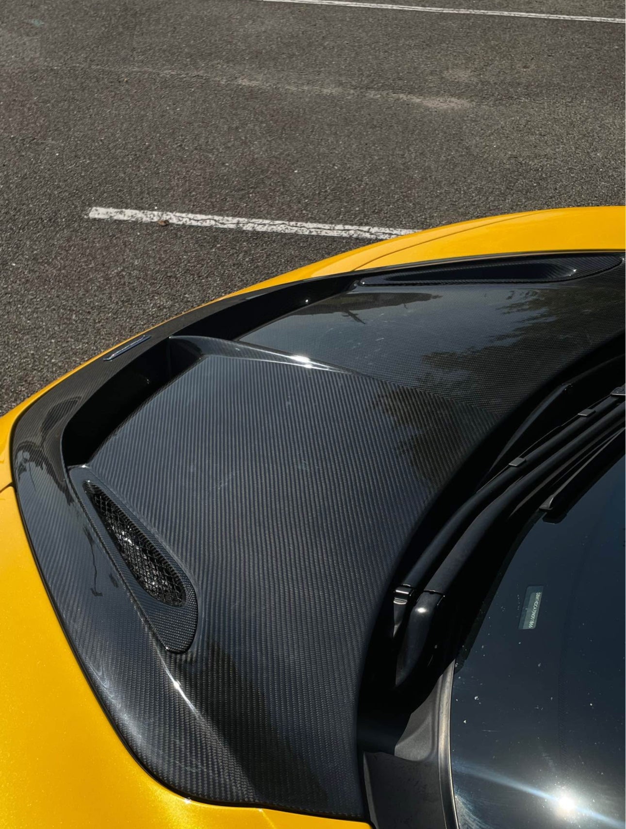 V-Style Carbon Fiber Hood Bonnet- McLaren 720s/ 750s/765Lt