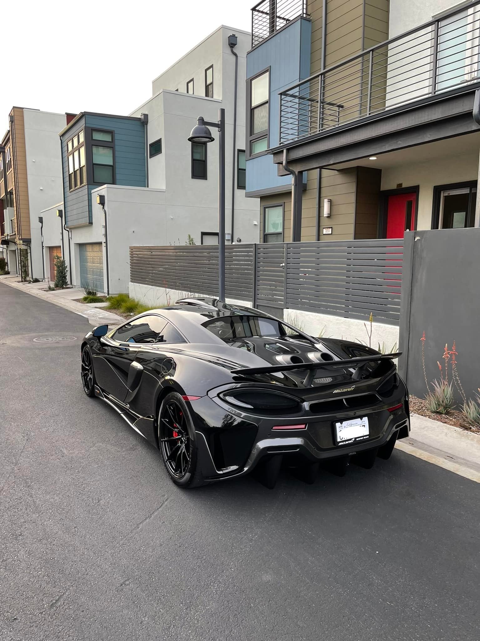 600LT Style Dry Carbon Fiber Rear Spoiler - Mclaren 570S