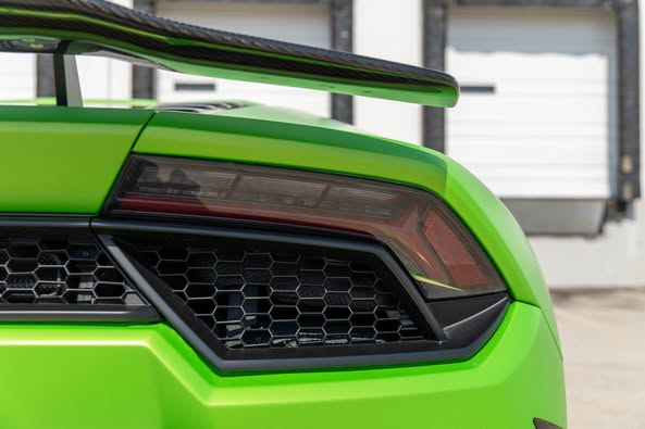 Lamborghini Huracan LP Carbon Fiber Wing