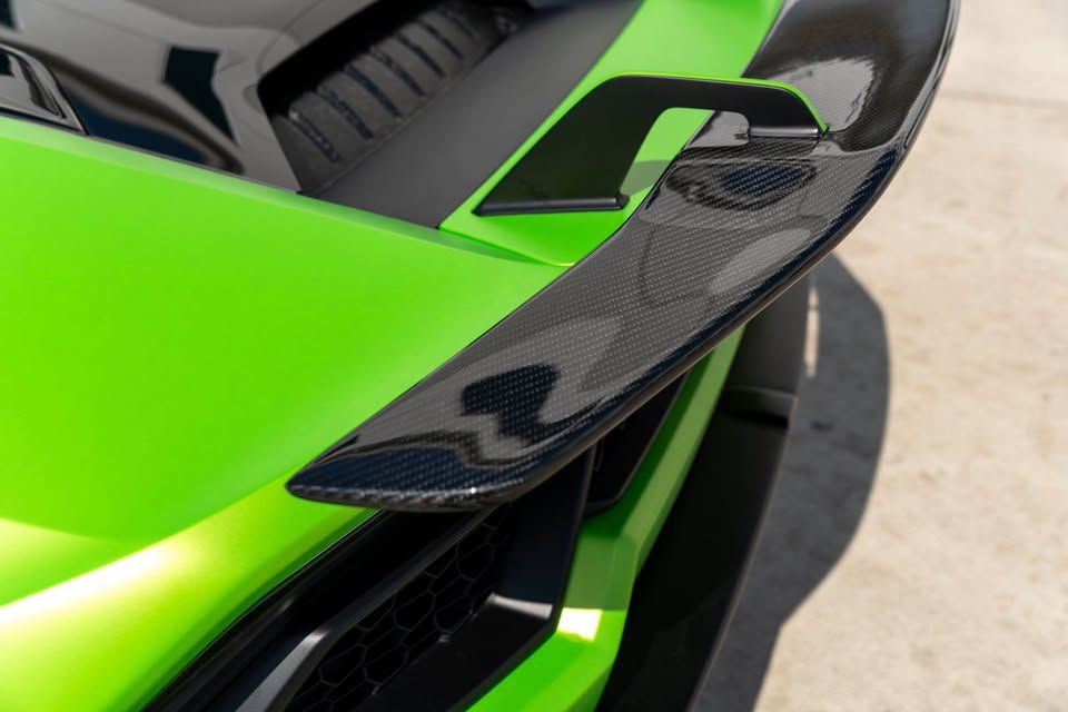 Lamborghini Huracan LP Carbon Fiber Wing