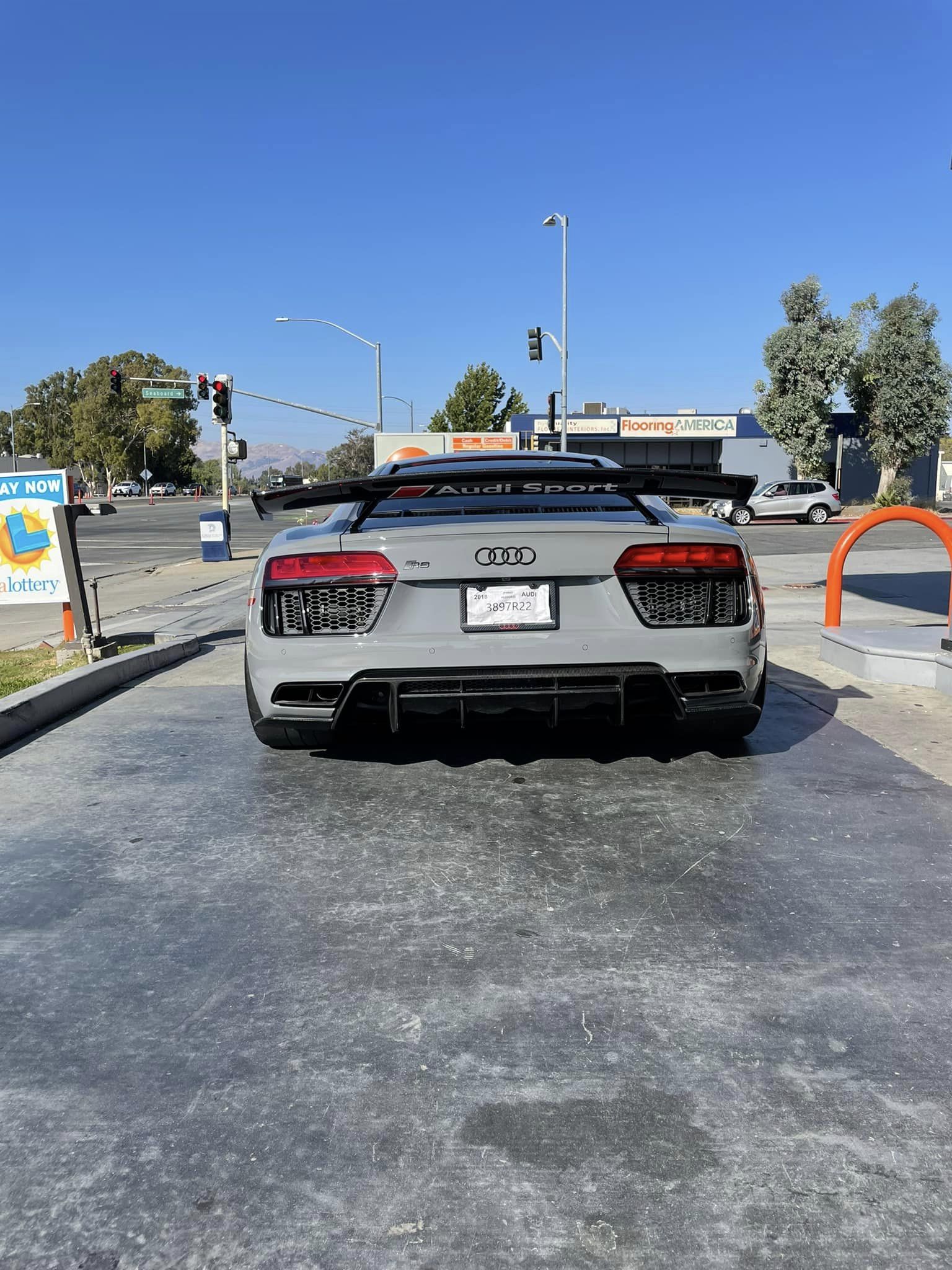 Performance Style Carbon Fiber Rear Diffuser - Audi R8 Gen 2