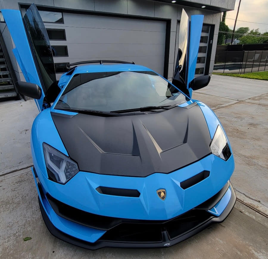 1016 Style Dry Carbon Fiber Front Hood - Lamborghini Aventador