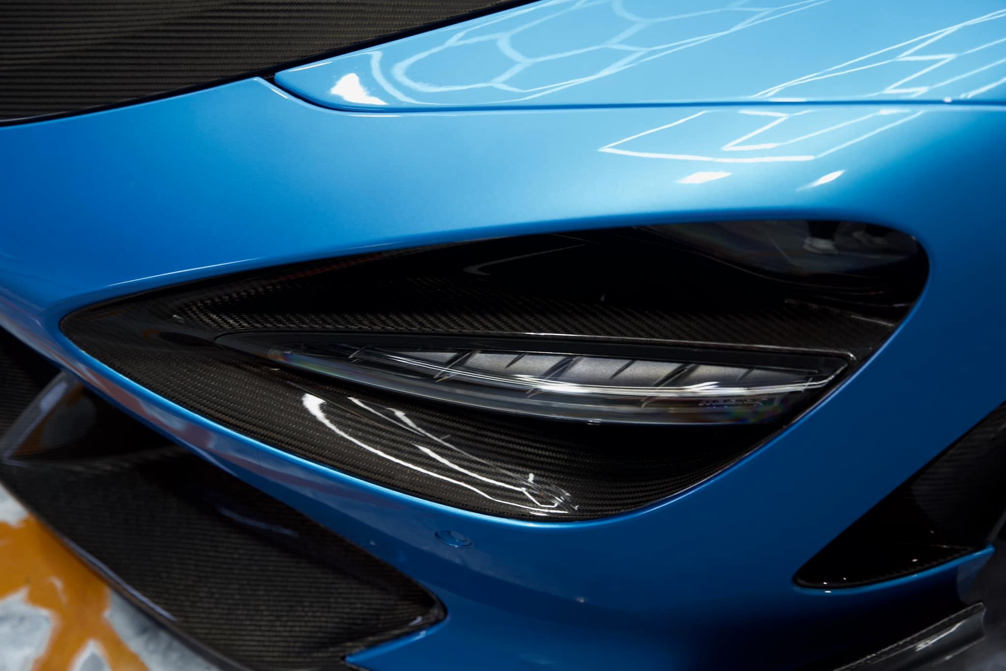 Carbon fiber Headlight Trim Replacement - McLaren 720s