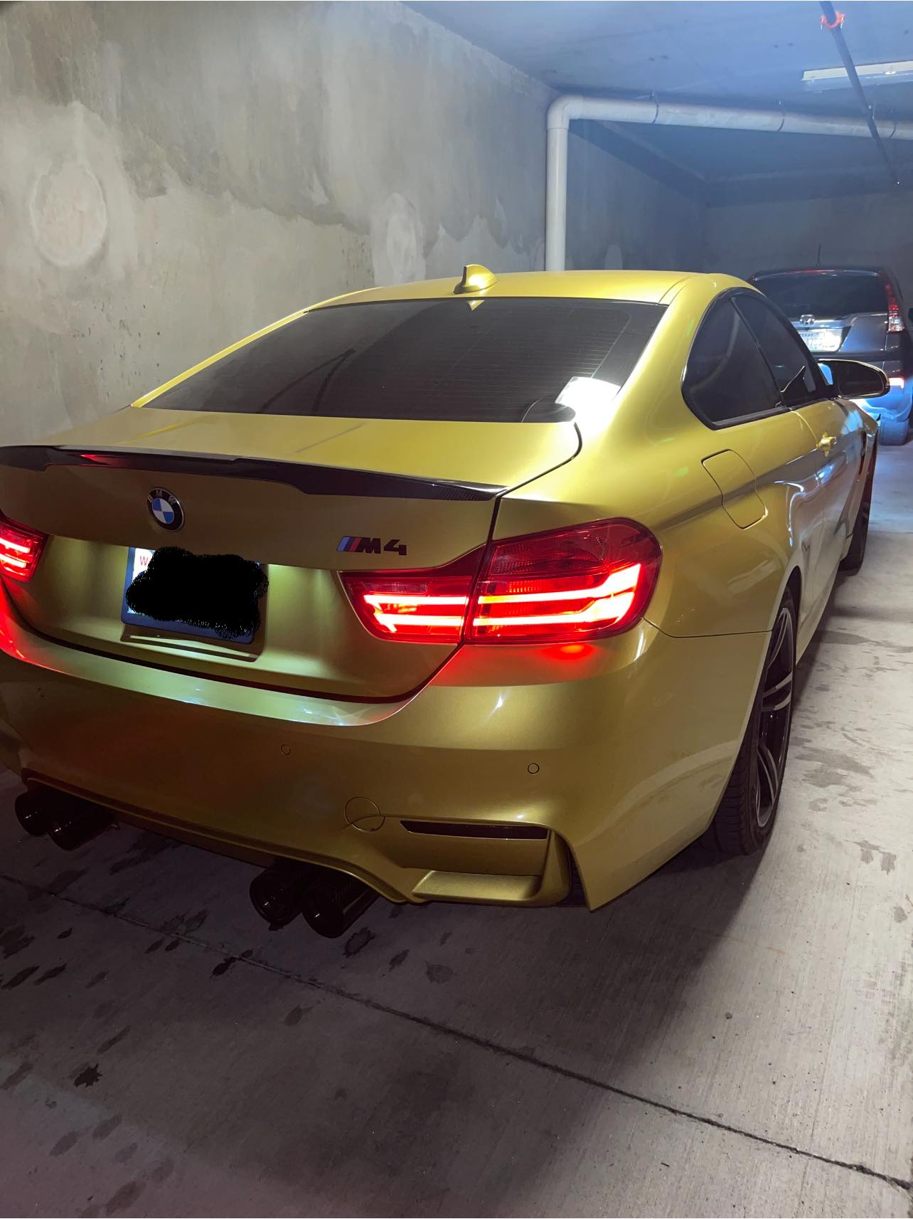 M4 Style Carbon Fiber Trunk Spoiler - BMW F82 / F83 M4