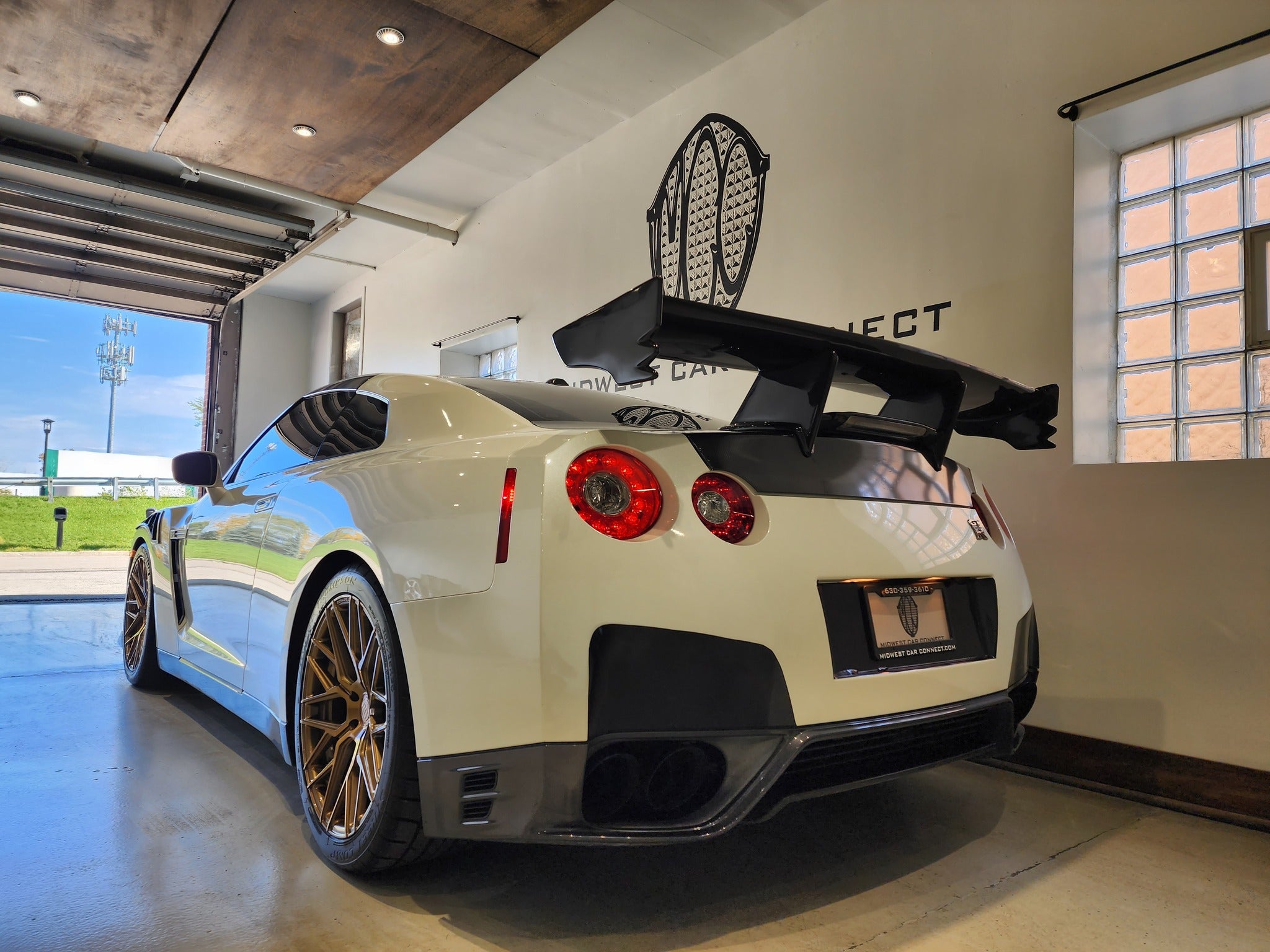 Carbon Fiber Rear Spoiler Wing N-Style - Nissan GTR R35