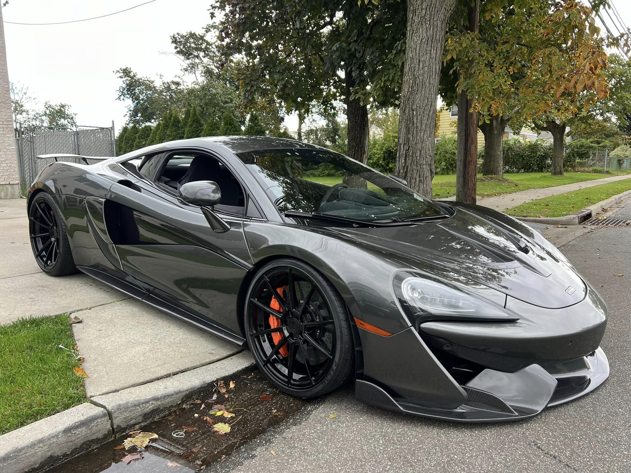 V-Style Carbon Fiber Front Splitter Lip - Mclaren 540C/570S