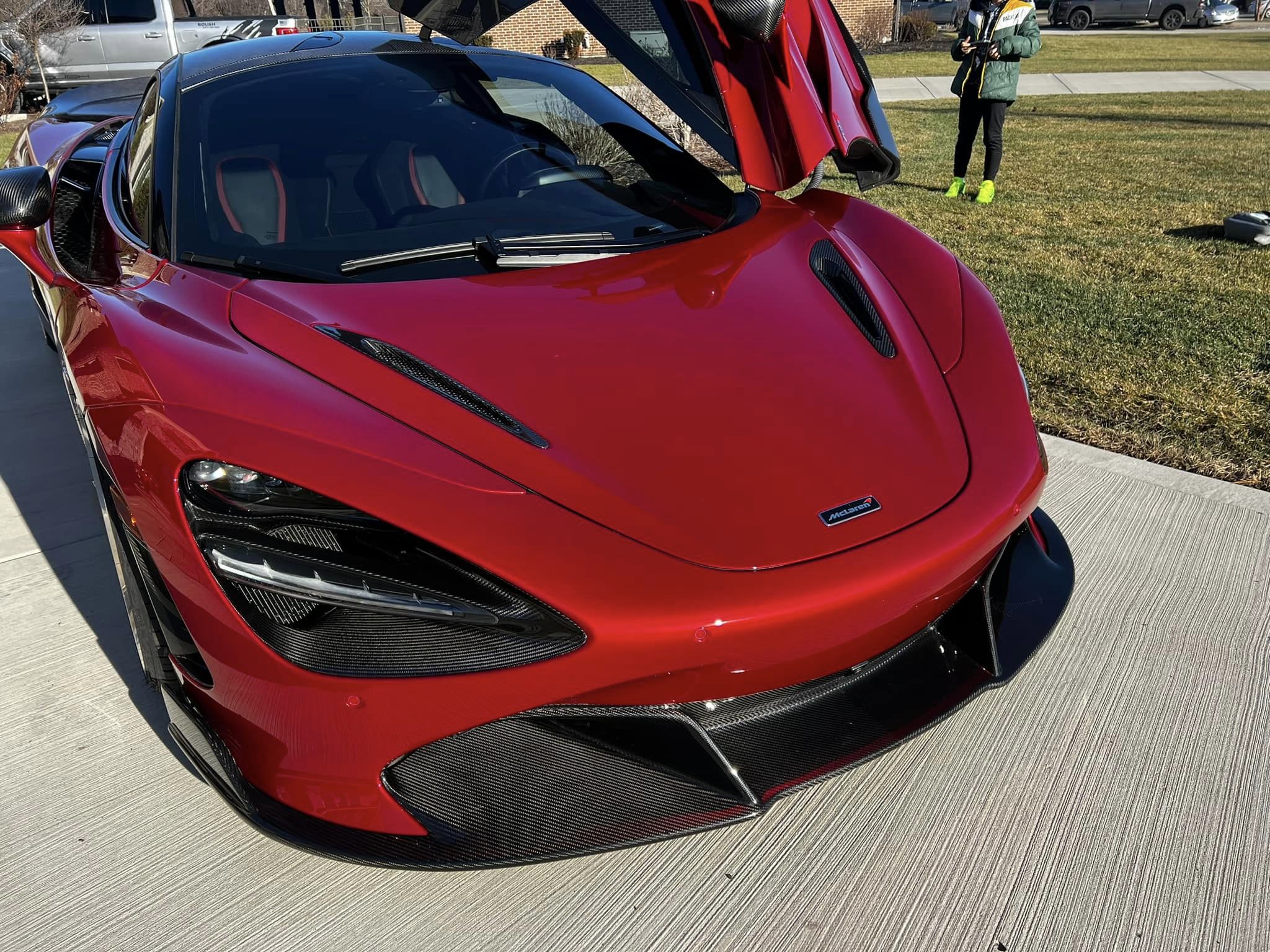 Dry Carbon Fiber Front Lip - Mclaren 720s