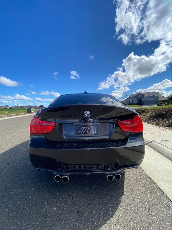 CSL Style Carbon Fiber Rear Trunk - BMW E90 M3 & 3 Series