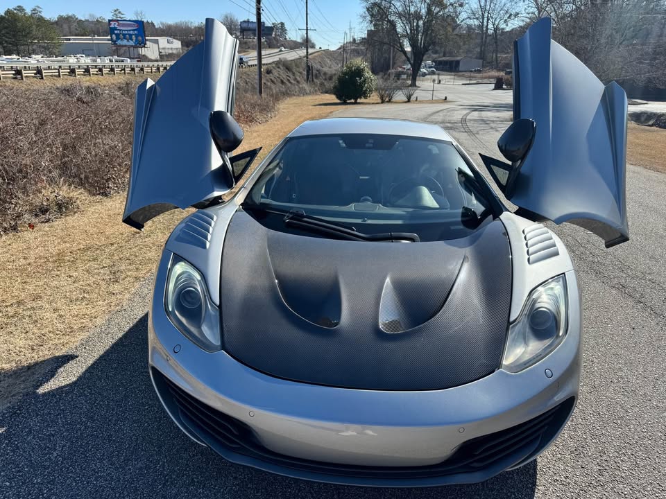 P1 Style Carbon Fiber Vented Hood Bonnet - McLaren 570s/570GT/540C/600LT