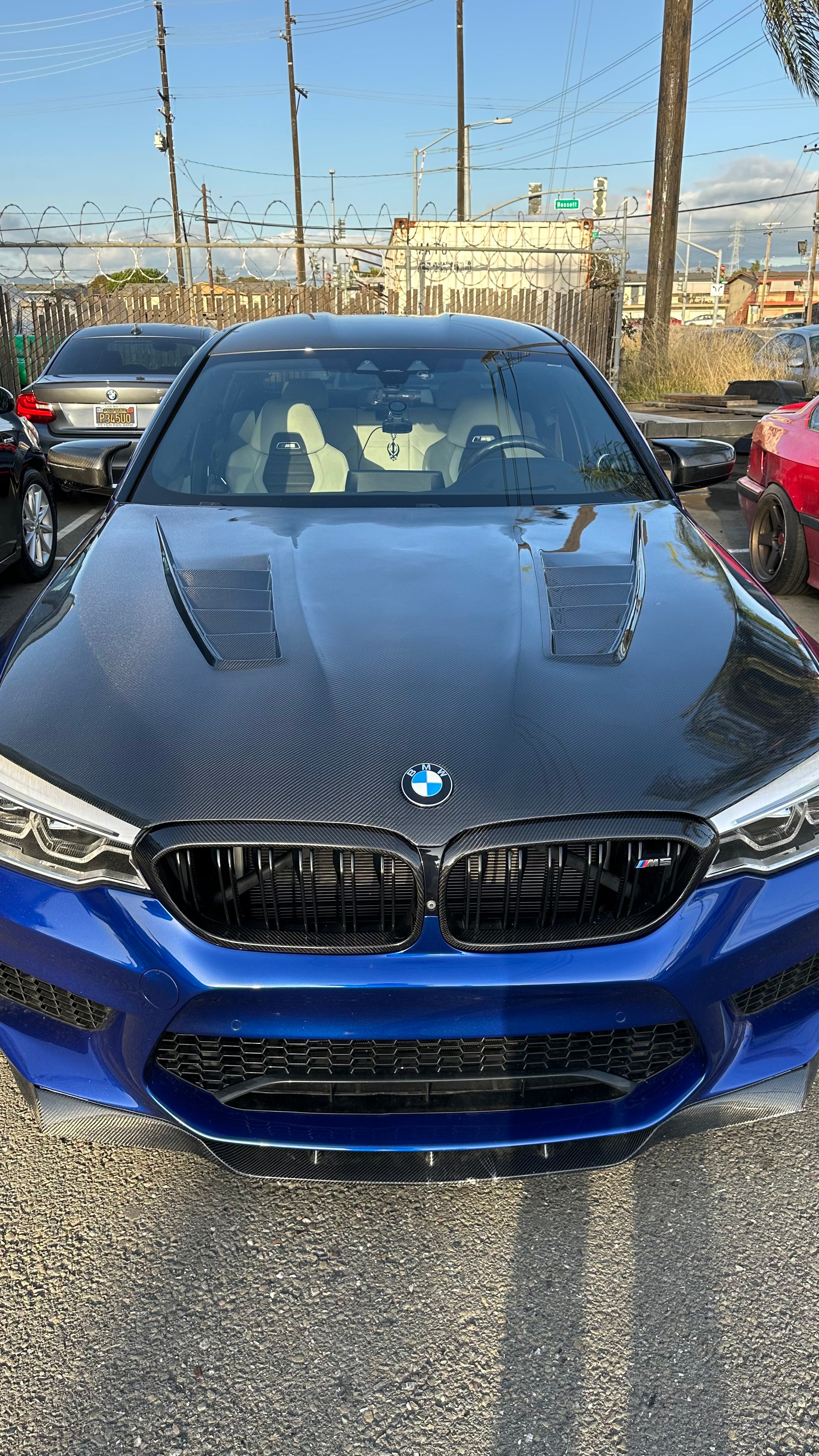 V Style Carbon Fiber Hood - BMW M5 F90