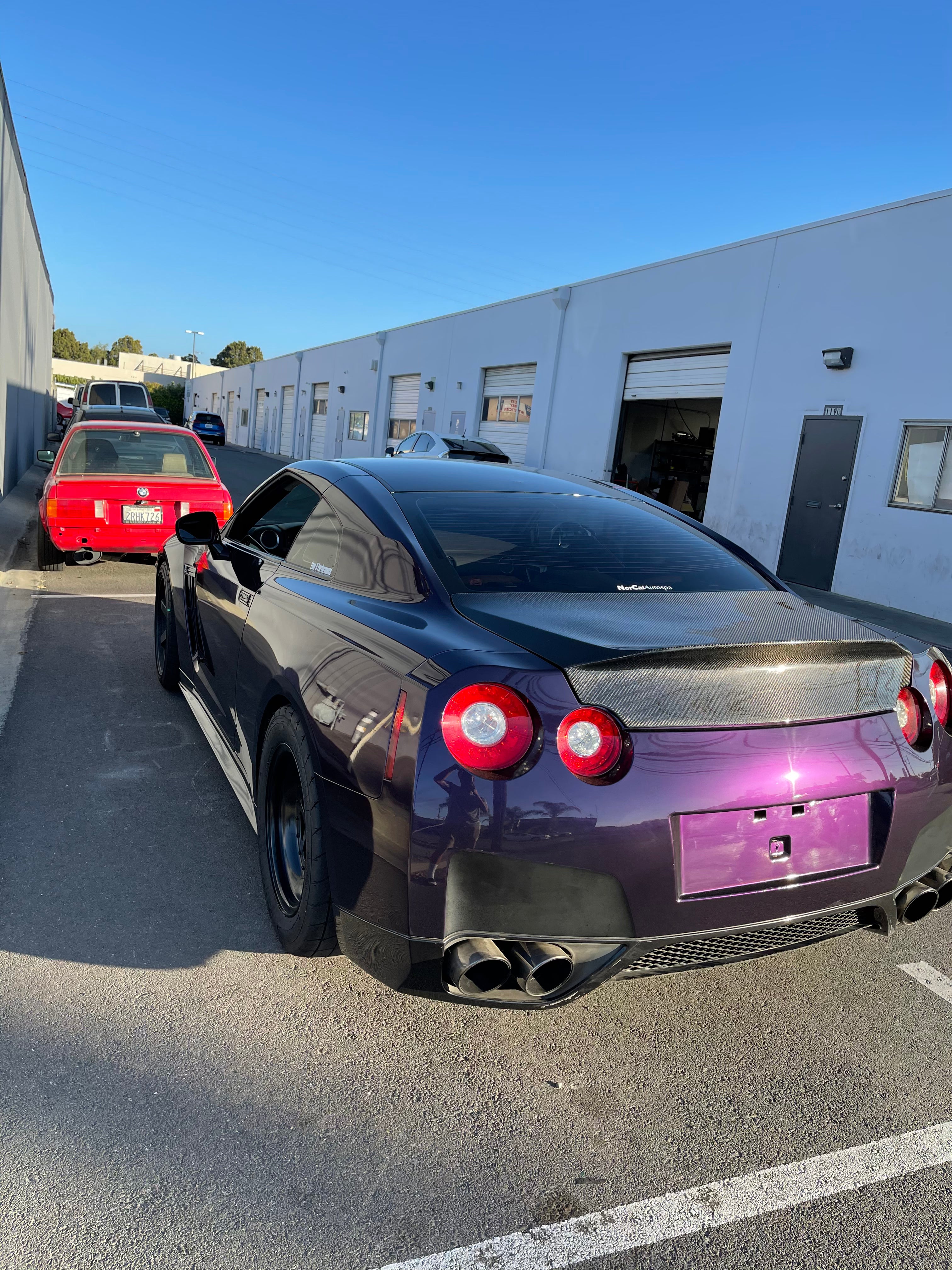 Carbon Fiber Duckbill Trunk - Nissan GTR R35