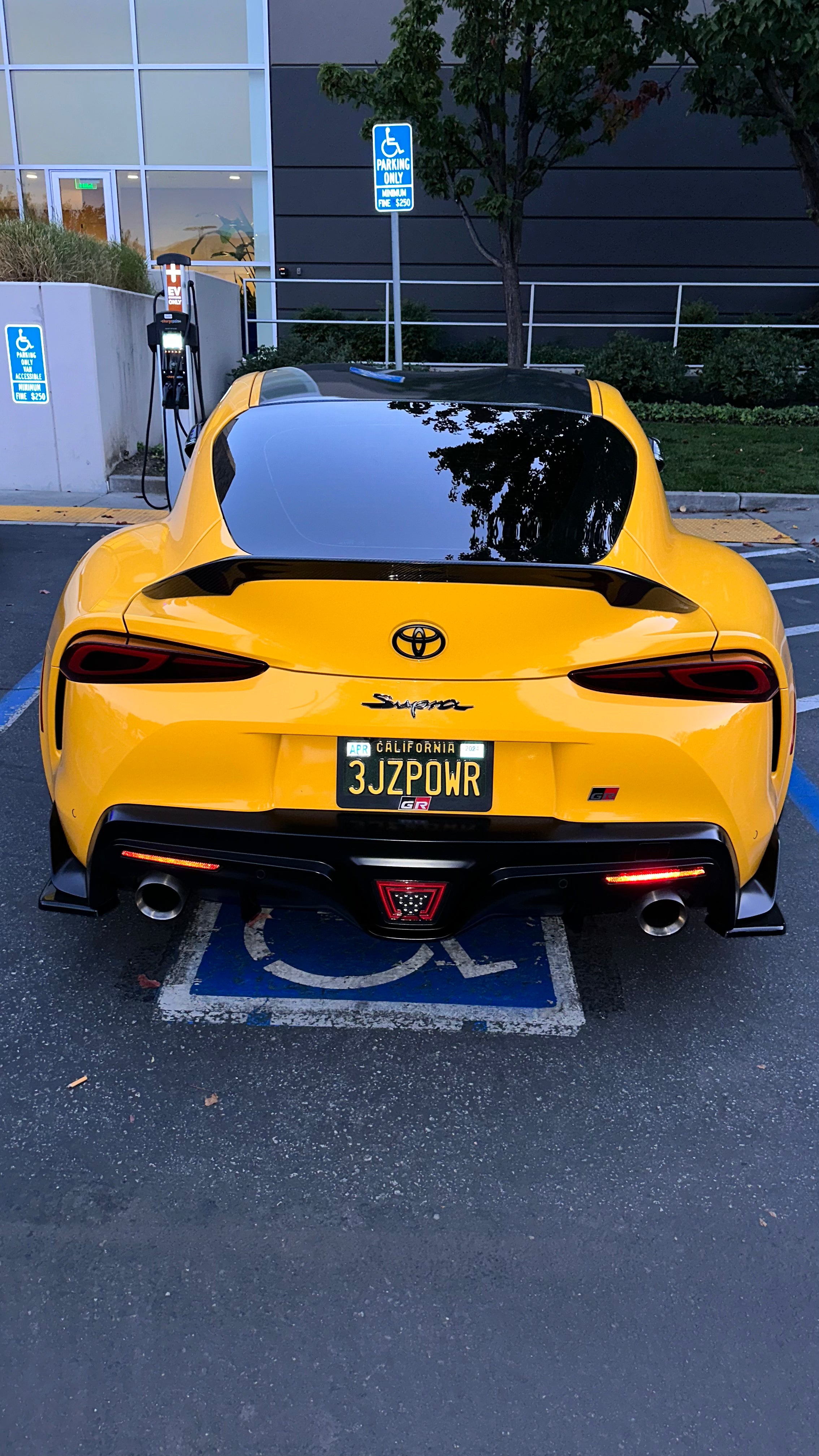 TRD Style Carbon Fiber Trunk Spoiler - Toyota A90 Supra