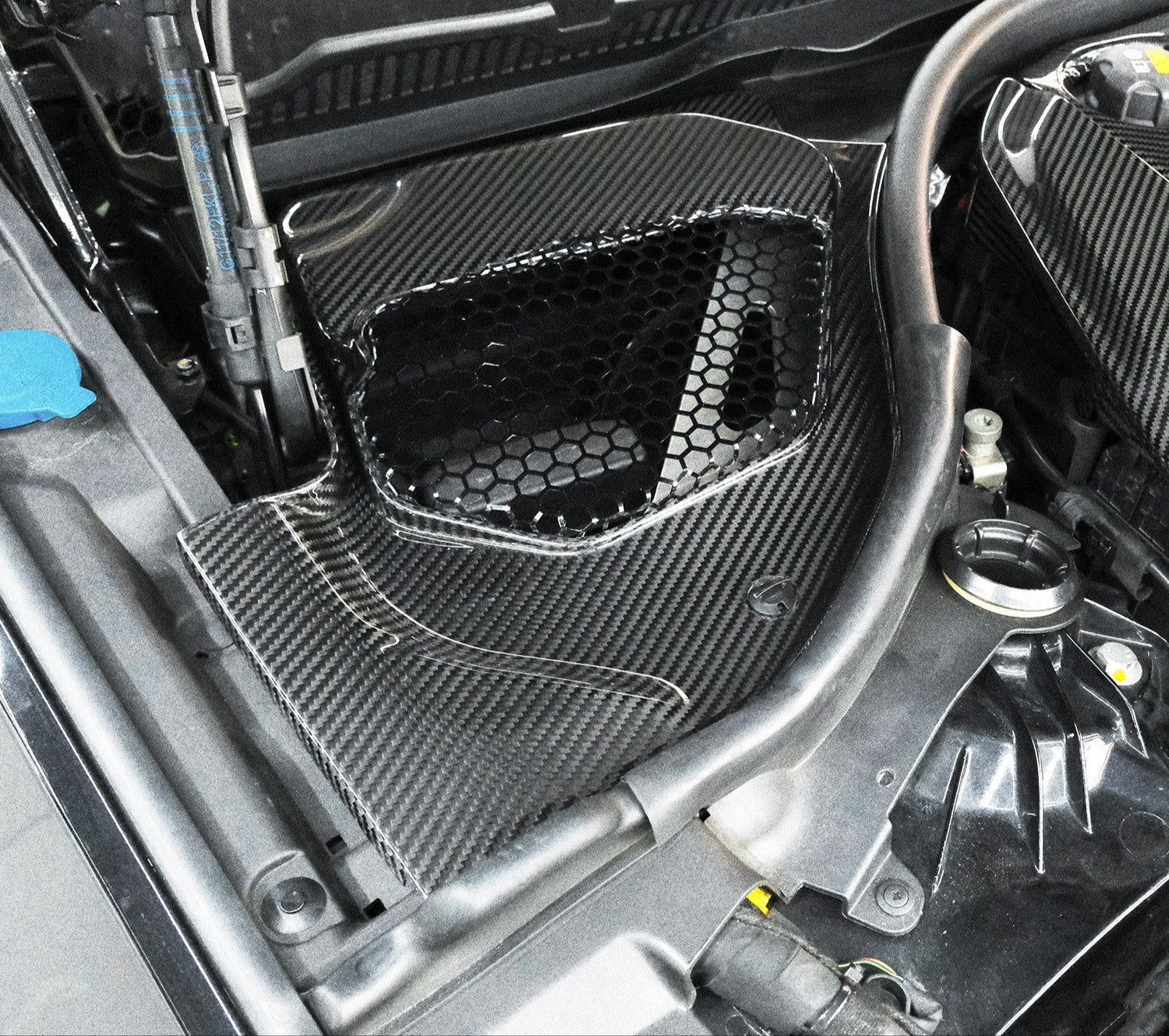 Carbon Fiber Complete Engine Bay Kit - BMW F90 / G30 M5/ M8 F90, F91, F92, and F93