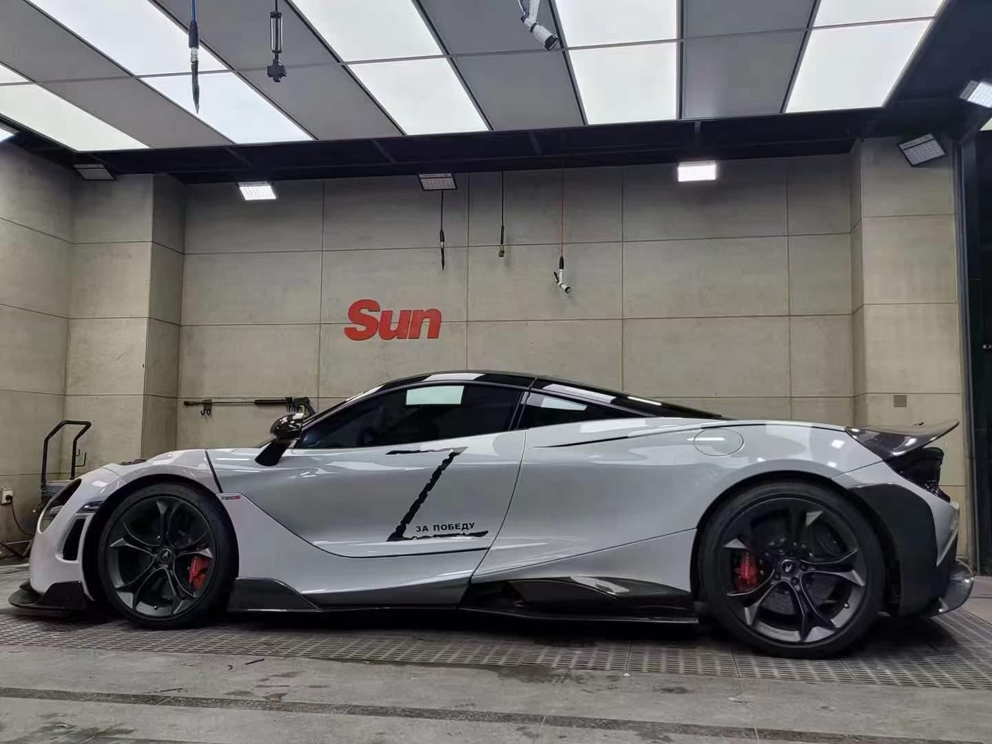 765LT Conversion Full Body Kit - Mclaren 720s