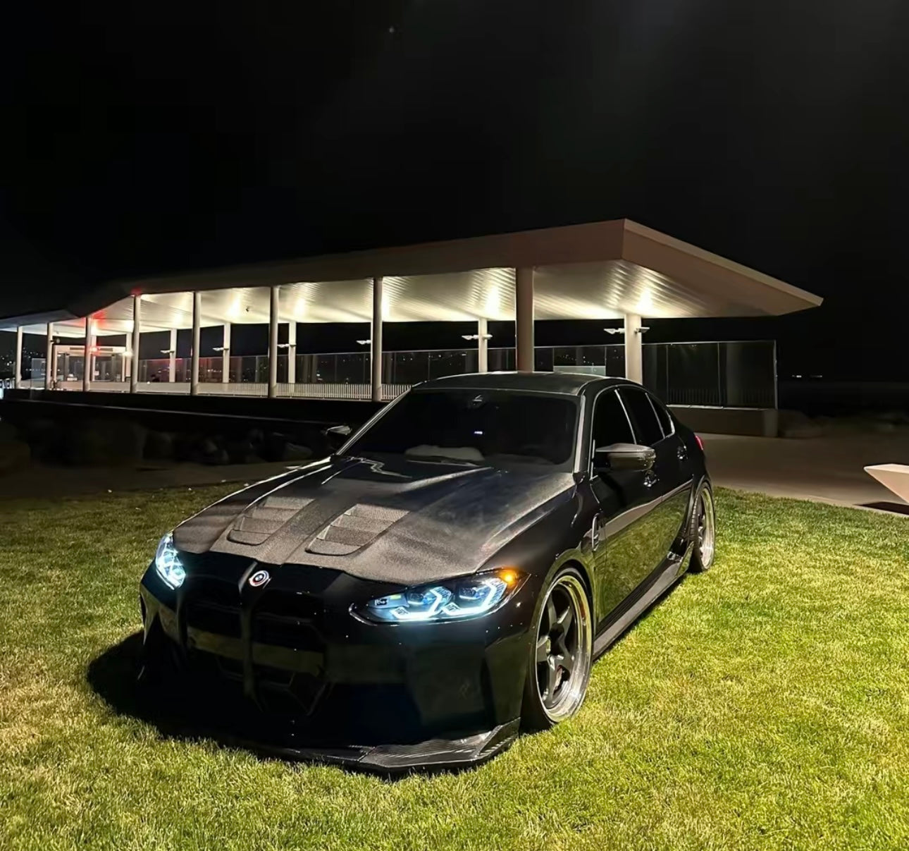 Vented Carbon Fiber Hood W/ Hood Scoop - BMW G80 M3 & G82 / G83 M4