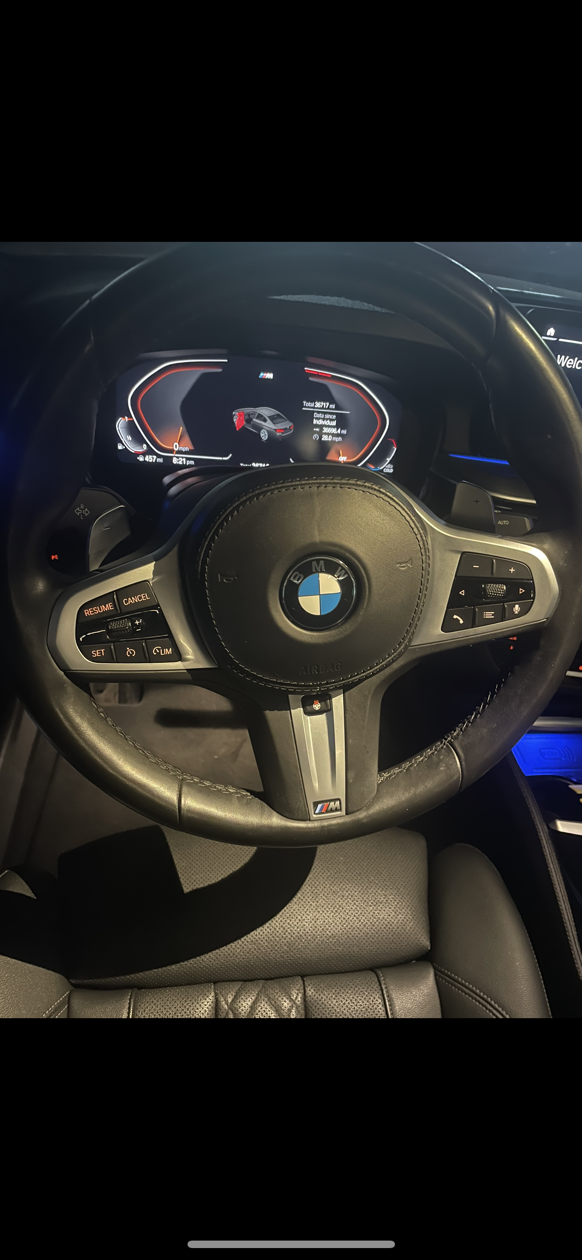 Carbon Fiber Steering Wheel Trim - BMW G Chassis