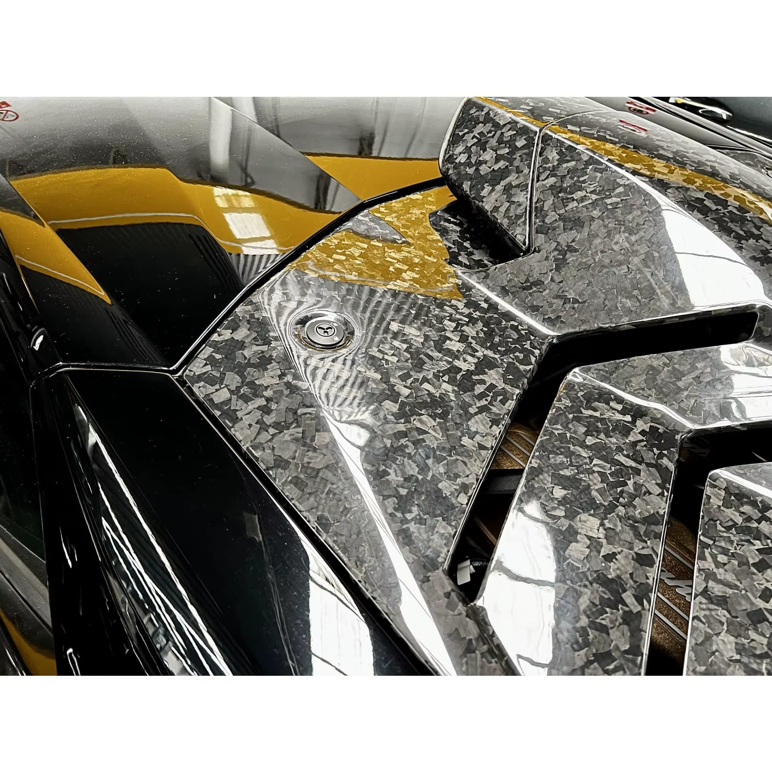 Carbon Fiber STO Style Rear Engine Hood Cover - Lamborghini Huracan LP580/LP610/EVO