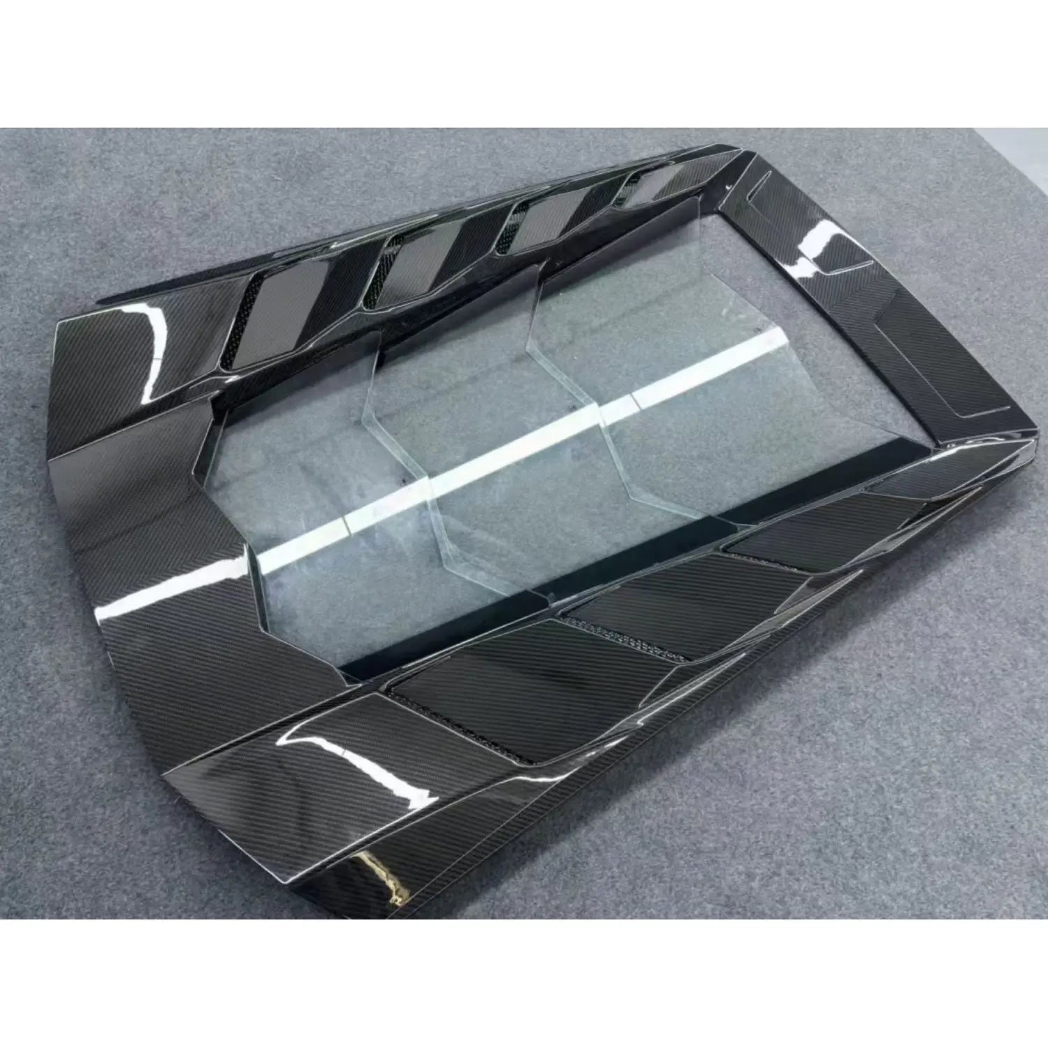 Carbon Fiber Transparent Glass Engine Cover - Lamborghini Huracan