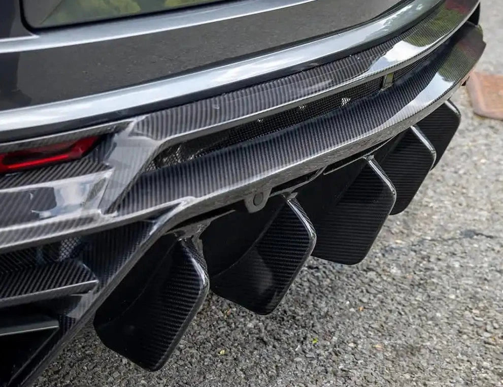 MSY Style Dry Carbon Fiber Rear Diffuser - Lamborghini URUS