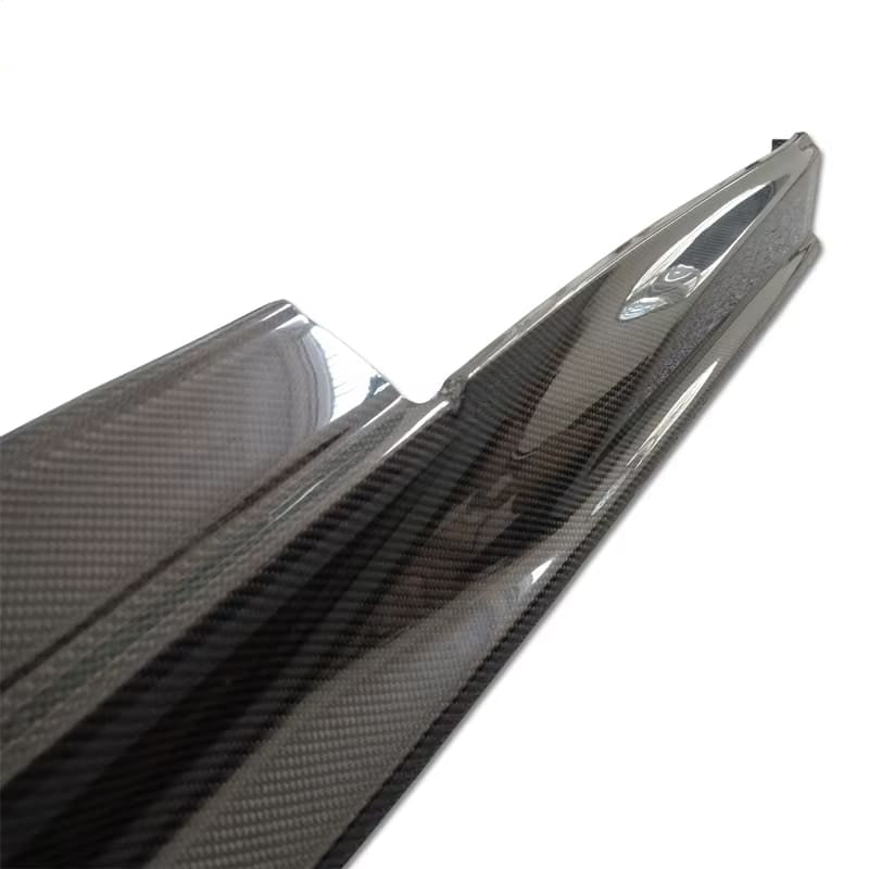 Carbon Fiber Side Skirt V2 - Nissan GTR R35