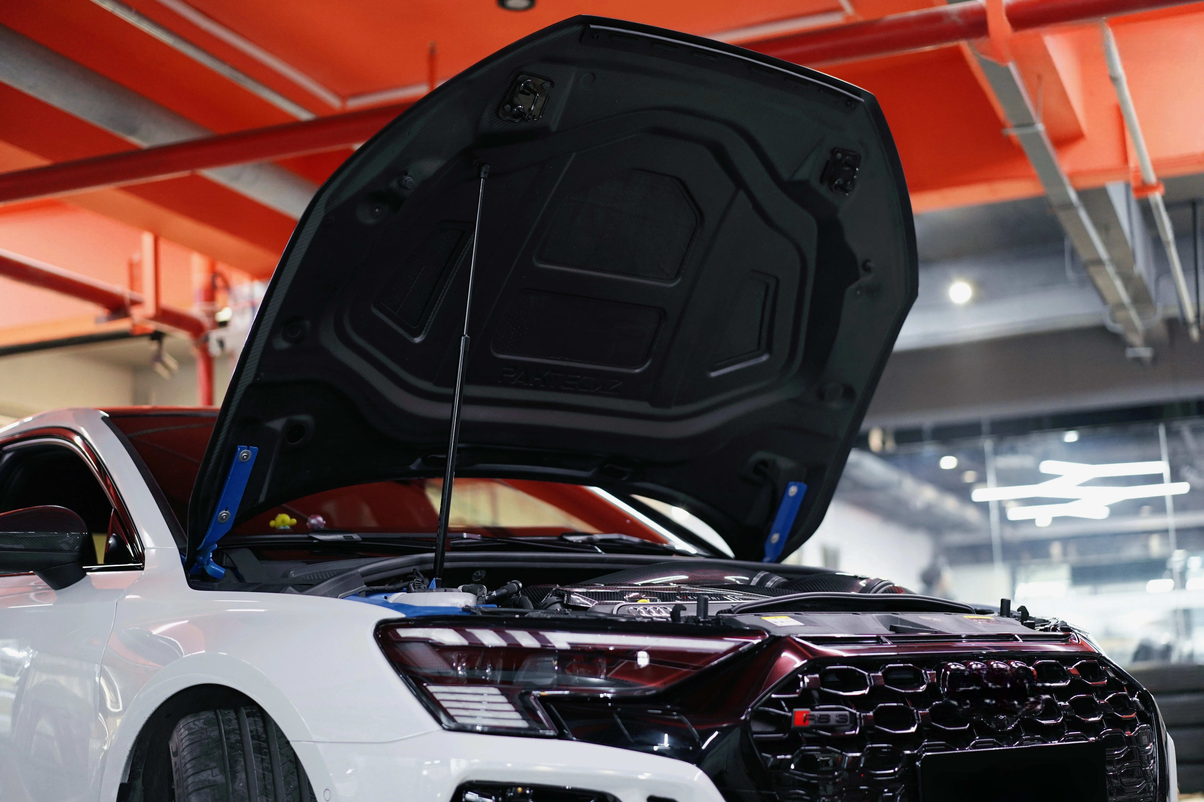 dry carbon fiber Engine hood - Audi RS3 (8Y)