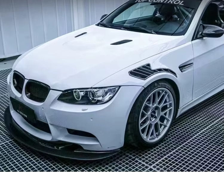 E92 M3 Carbon Vented Fender Set - BMW E92