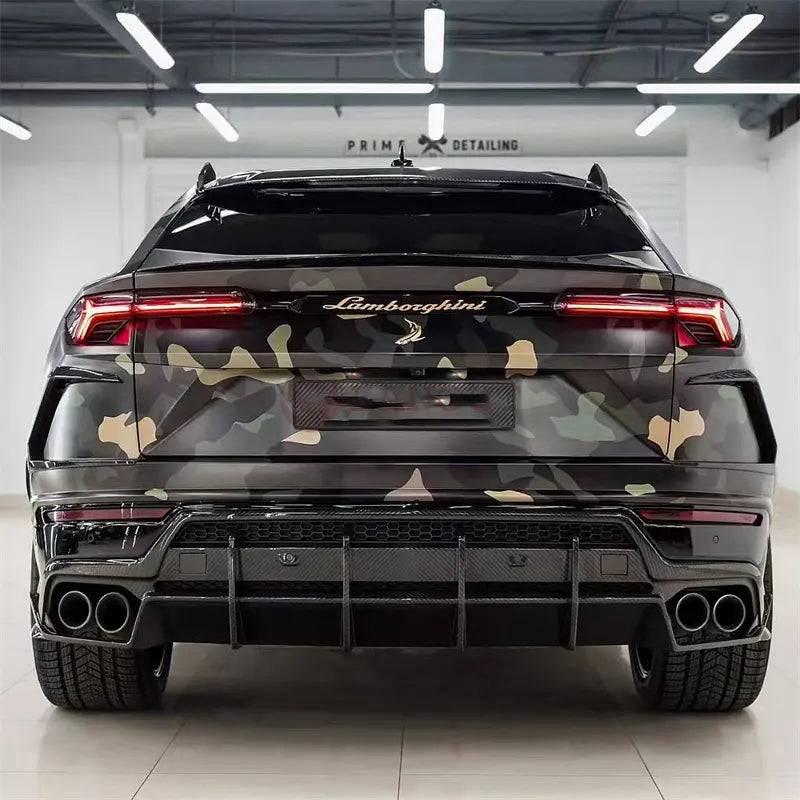 Carbon Fiber Rear Diffuser - Lamborghini URUS