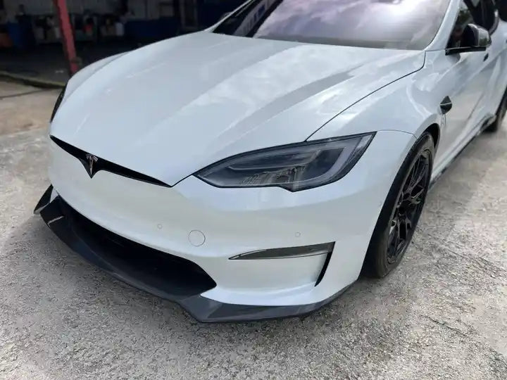 Carbon Fiber Front Splitter - TESLA Model S Plaid