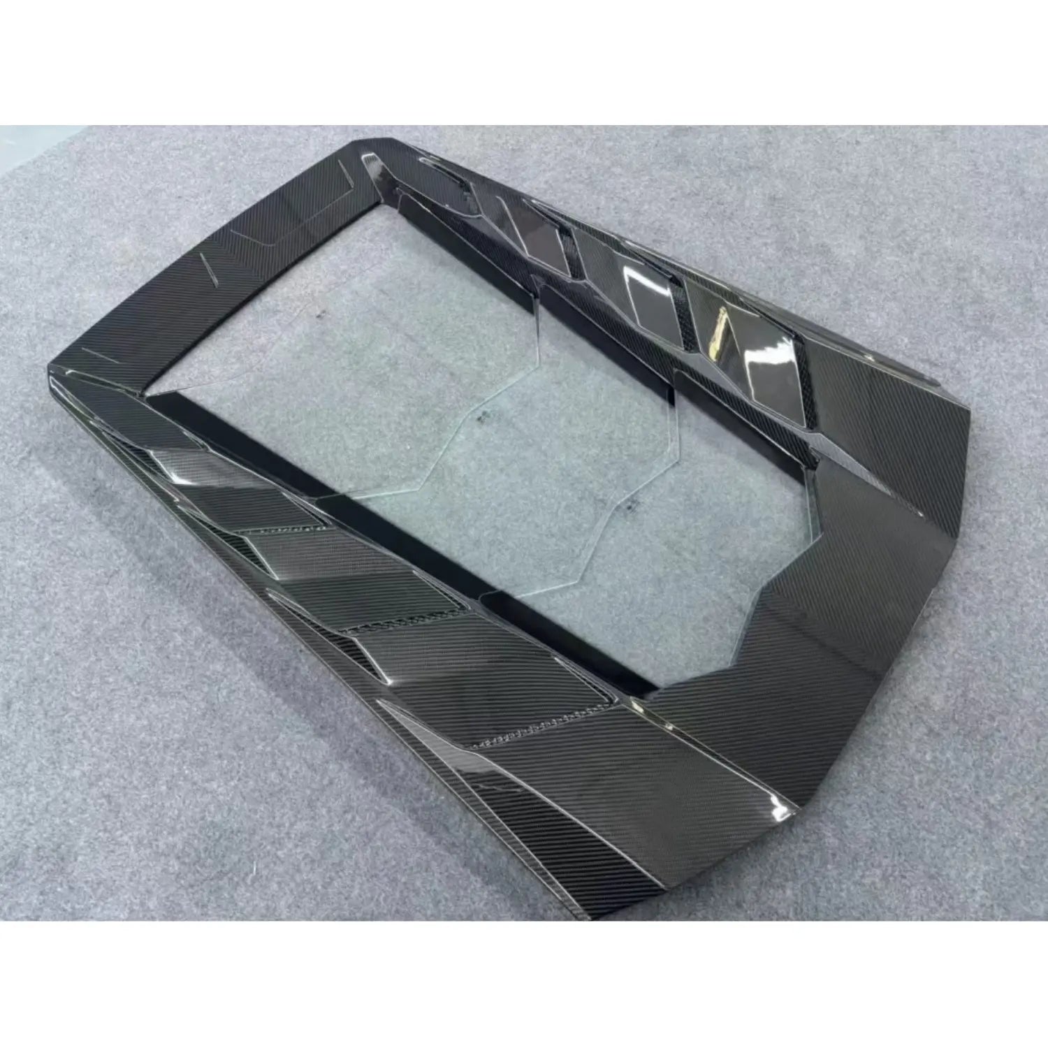 Carbon Fiber Transparent Glass Engine Cover - Lamborghini Huracan