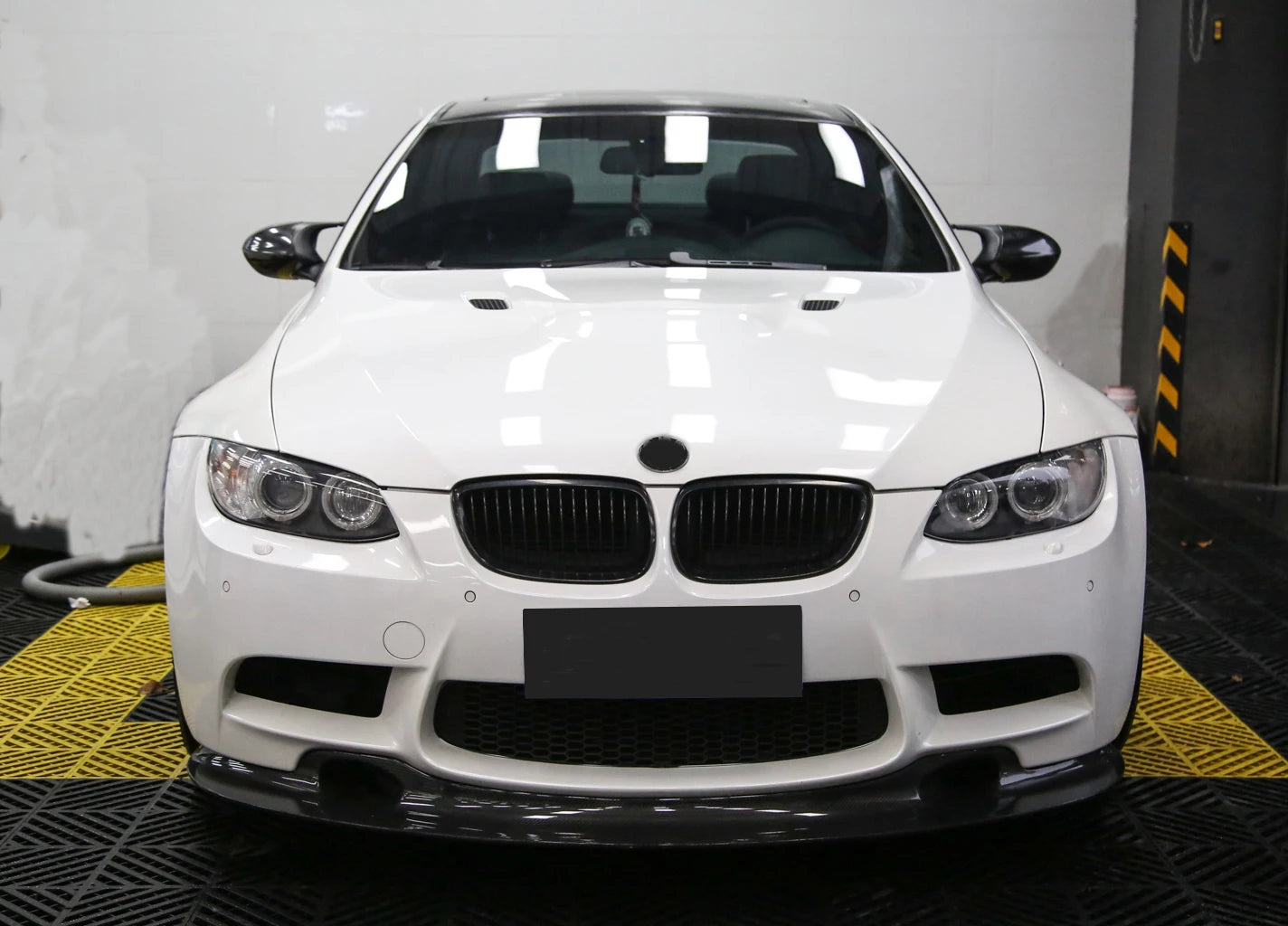 Dual Slat Carbon Fiber Front Grilles - BMW E Chassis