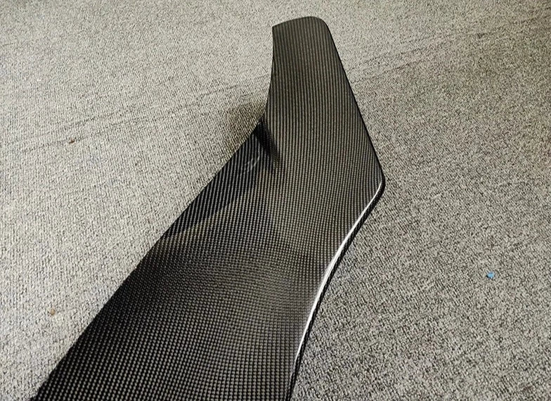 LB Style STYLE CARBON FIBER FRONT LIP - NISSAN GTR R35