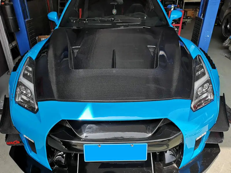 Vented Carbon Fiber Hood - Nissan GTR R35