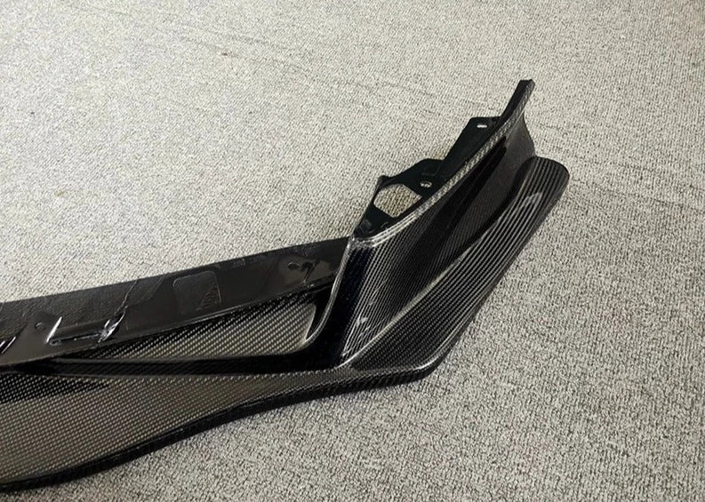 LB Style STYLE CARBON FIBER FRONT LIP - NISSAN GTR R35