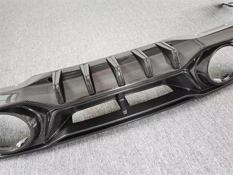 T Style Carbon Fiber Rear Diffuser - Porsche 911 992 Turbo S