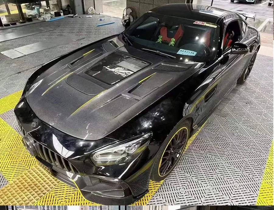 Carbon Fiber Vented Hood W/ Transparent Window - Mercedes GT/GTR/GTS/GTC