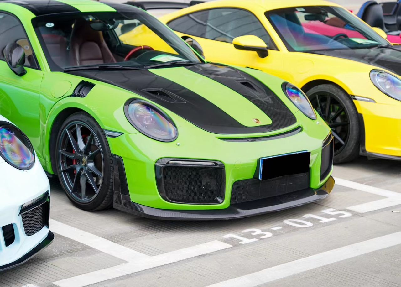 Vented Carbon Fiber Vented Hood - Porsche 911 (991) 2012-2018