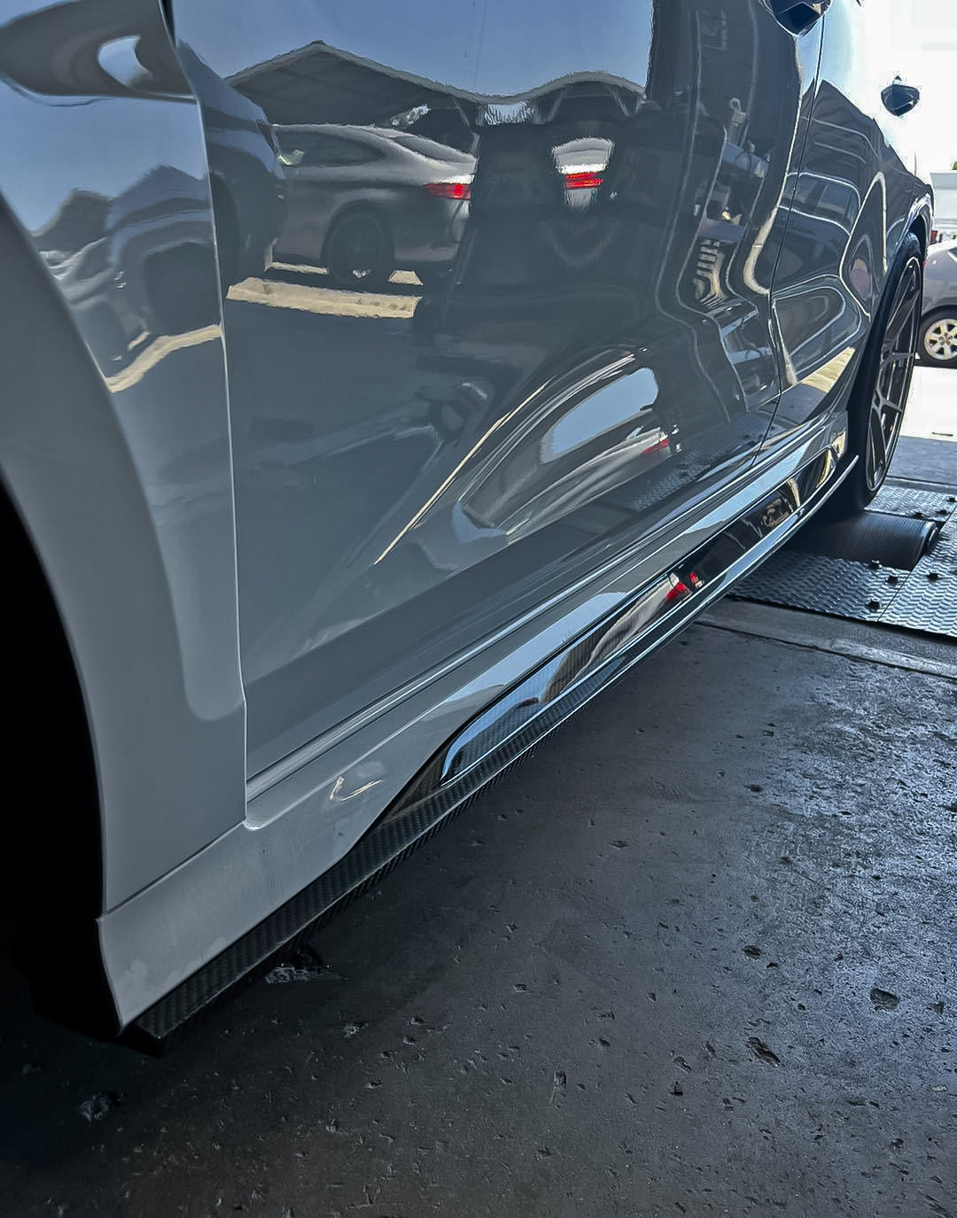 Dry Carbon Fiber Side Skirt - Audi RS3 8Y sedan