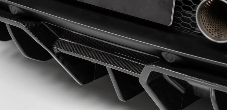 Paktechz Prepreg Carbon Fiber Rear Diffuser - Lamborghini Huracan EVO