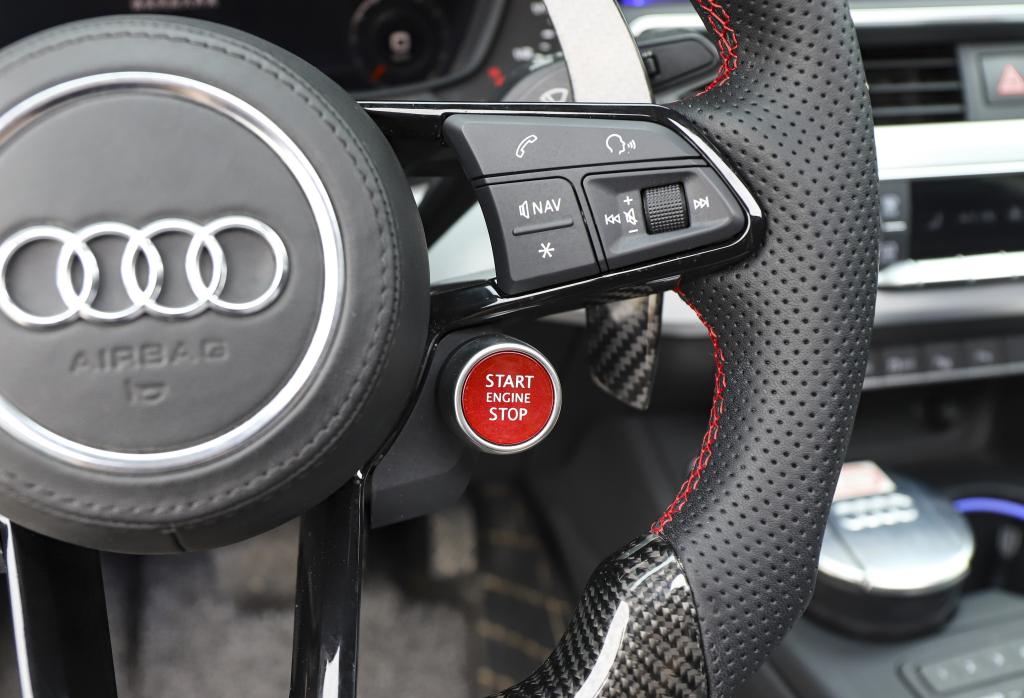 Audi Full Replacement Carbon Fiber Steering Wheel - Audi R8