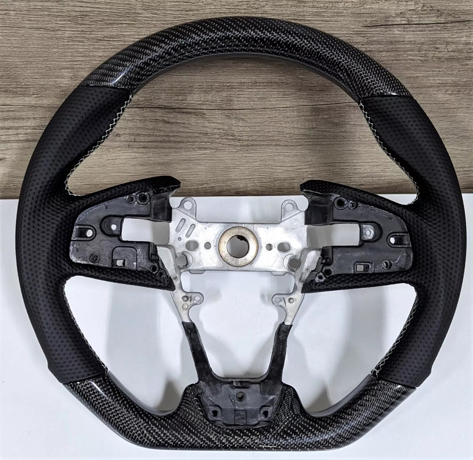 Type-R Style Carbon Fiber Steering Wheel - Honda Civic 10th Gen