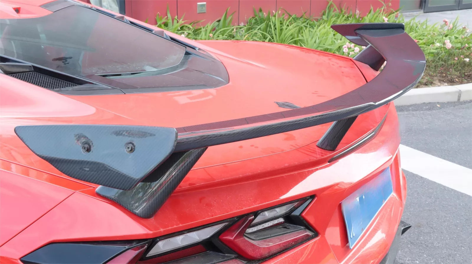 Carbon Fiber Rear Wing - Chevrolet Corvette C8