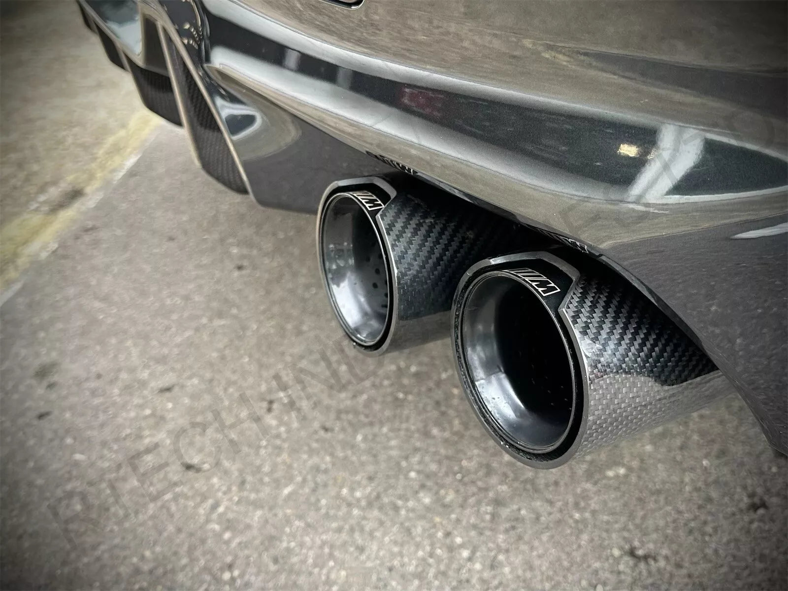 MP Style Carbon Fiber Exhaust Tips - BMW M5 F10/F90