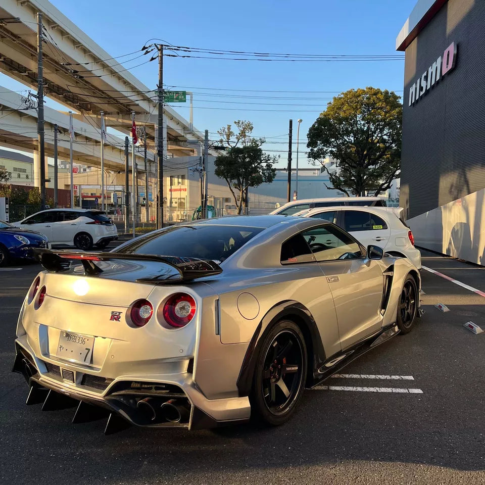 Carbon Fiber Rear Fender Flares Wheel Arch Set- 2008- Nissan GTR R35